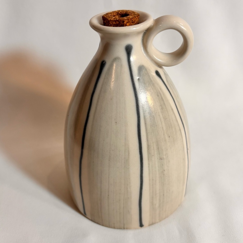 MICHELLE OHLSON Elegant Ceramic Jug with Black Stripes and Cork Stopper Tag